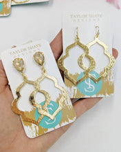 Load image into Gallery viewer, Gold Everyday Drops-Post