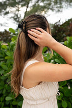 Load image into Gallery viewer, TELETIES - Open Jet Black Small Hair Clip