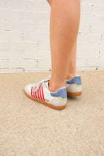 Load image into Gallery viewer, Stevie
