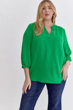 Load image into Gallery viewer, Curvy 3/4 Daydreaming V-Neck Top
