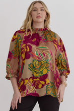 Load image into Gallery viewer, Curvy Floral Chelle Top
