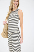 Load image into Gallery viewer, Blu Pepper - STRIPE ROUND NECK SLEEVELESS KNIT TANK TOP
