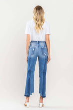 Load image into Gallery viewer, SUPER HIGH RISE CROP CONTRAST PANEL STRAIGHT JEANS
