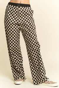 PLUS SIZE STRAIGHT LEG CHECKERD PANTS W/ ELASTIC WAIST