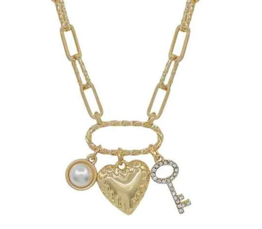 Gold Rhinestone Textured Heart, Key, and Pearl Charm 16