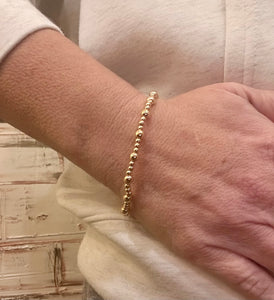 M single gold beaded bracelet
