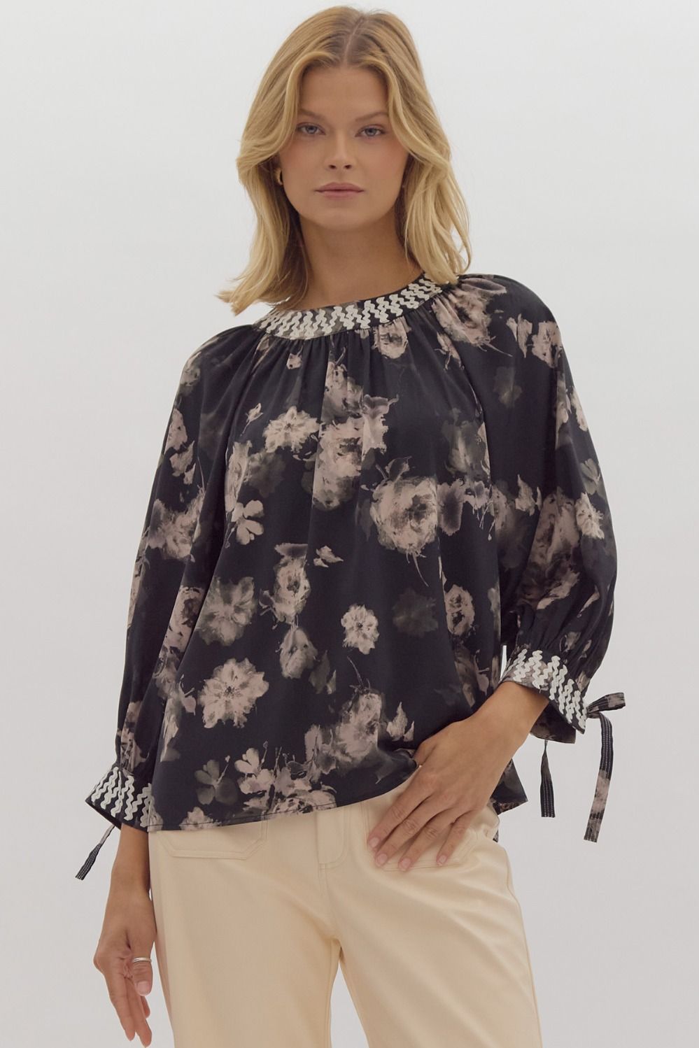 Frances 3/4 puff sleeve floral top