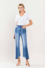 Load image into Gallery viewer, SUPER HIGH RISE CROP CONTRAST PANEL STRAIGHT JEANS

