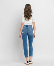 Load image into Gallery viewer, Reba Slim Straight Jean
