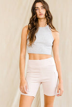 Load image into Gallery viewer, Textured High Rise Bike Shorts With Pocket
