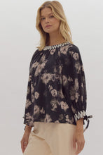 Load image into Gallery viewer, Frances 3/4 puff sleeve floral top
