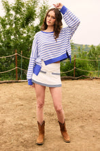 Load image into Gallery viewer, Raw Edge Details Striped High-Low Top
