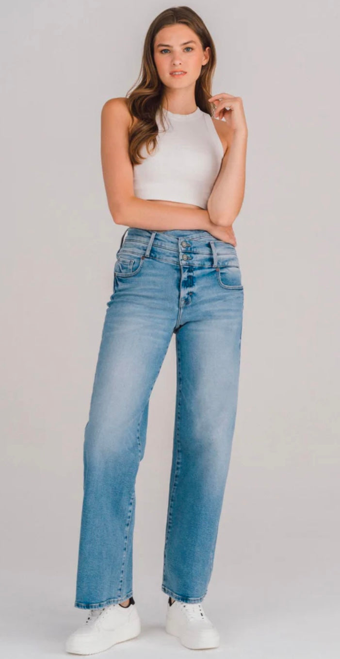 LOGAN] MEDIUM LIGHT DOUBLE CROSS OVER WAISTBAND STRETCH DAD JEAN