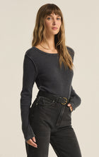 Load image into Gallery viewer, Arlet Thermal Top
