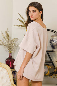 Oversized Solid Textured V-line Back Tunic Top