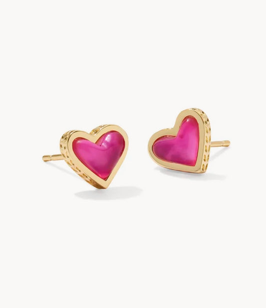 Framed Ari Heart Gold Stud Earrings in Azalea Illusion
