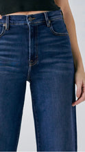 Load image into Gallery viewer, Hidden-Logan Dark Dad Jean
