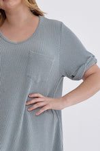 Load image into Gallery viewer, Curvy Ribbed Rolled Sleeve Top
