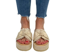 Load image into Gallery viewer, Beach by Matisse-Sunda
