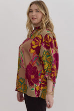 Load image into Gallery viewer, Curvy Floral Chelle Top

