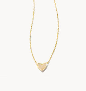 The Framed Ari Heart Gold Short Pendant Necklace in Iridescent Drusy