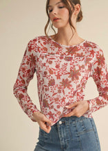 Load image into Gallery viewer, Fallen Leaves Print Mesh Top

