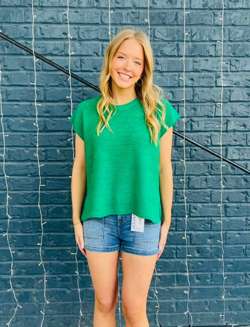 OVERSIZED CREW NECK SWEATER VEST