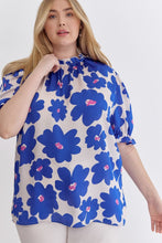 Load image into Gallery viewer, Curvy Floral Fantasy Top
