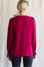 Load image into Gallery viewer, Curvy The Perfect Peasant Top
