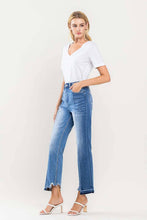 Load image into Gallery viewer, SUPER HIGH RISE CROP CONTRAST PANEL STRAIGHT JEANS
