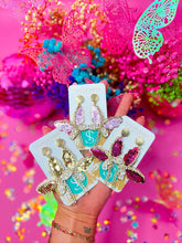 Load image into Gallery viewer, Mackenzie Lightweight Butterfly Drops
