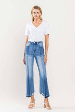 Load image into Gallery viewer, SUPER HIGH RISE CROP CONTRAST PANEL STRAIGHT JEANS
