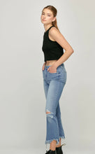 Load image into Gallery viewer, HAPPI MEDIUM WASH FRAYED HEM DISTRESSED CROP FLARE
