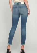 Load image into Gallery viewer, TAYLOR MEDIUM WASH EXTREME FRAY HIGH RISE SKINNY
