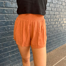 Load image into Gallery viewer, Z Supply Dawn Crinkle Shorts Copper
